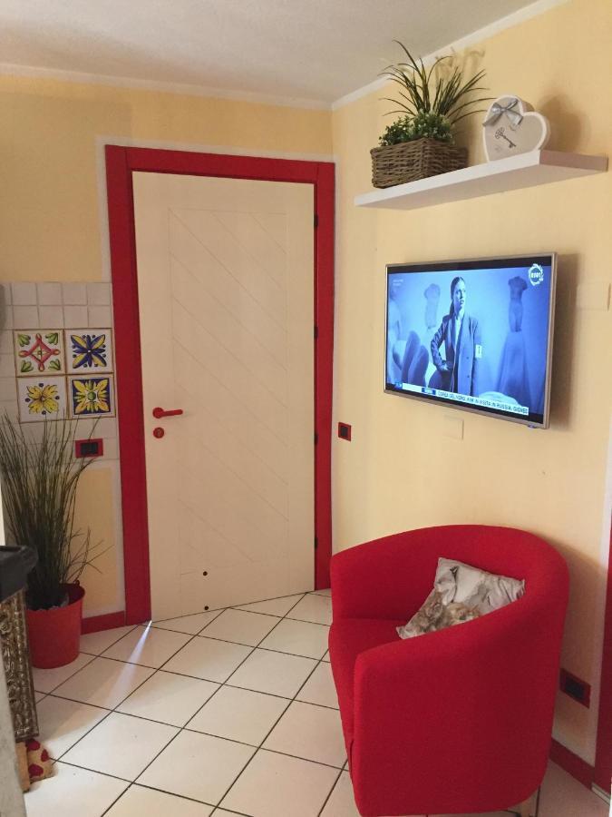 Apartamento Petit Bijou Varenna Exterior foto